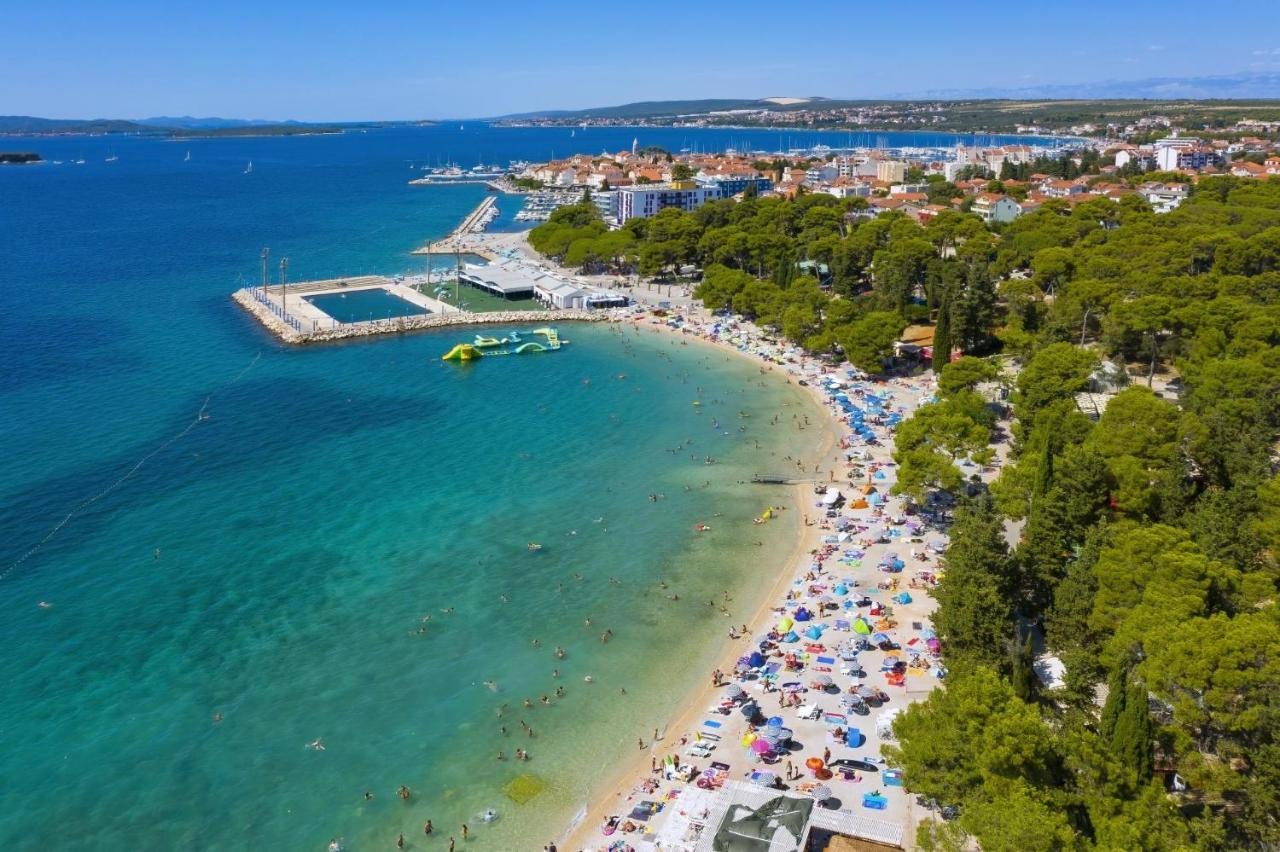 D&D Apartmani Biograd Na Moru Esterno foto