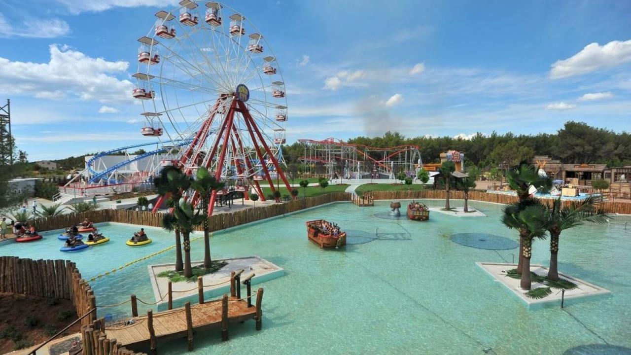 D&D Apartmani Biograd Na Moru Esterno foto
